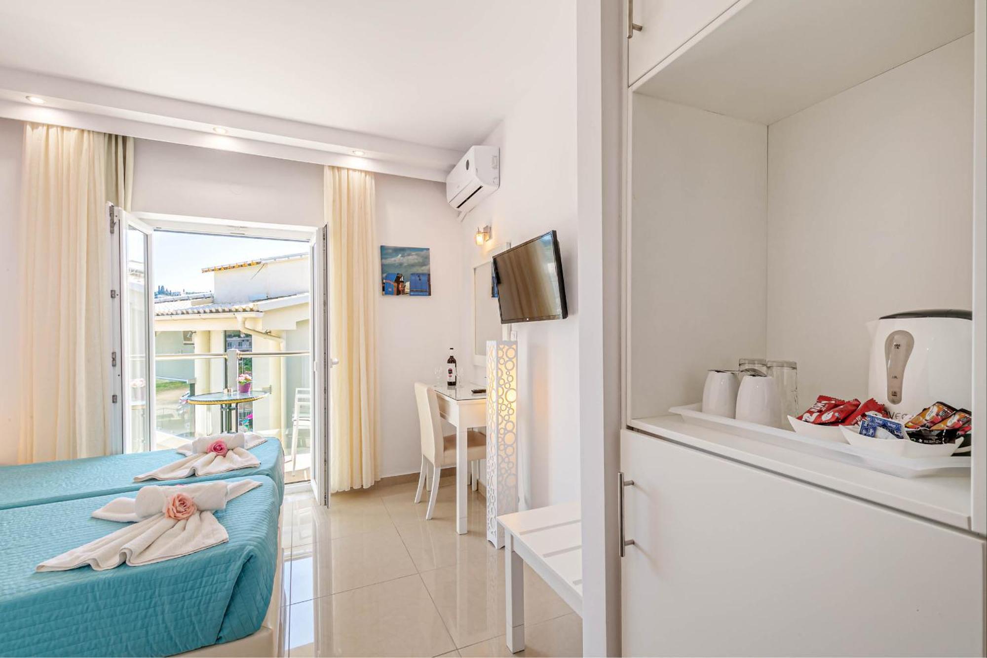 Palotel Design Gouvia Ngoại thất bức ảnh